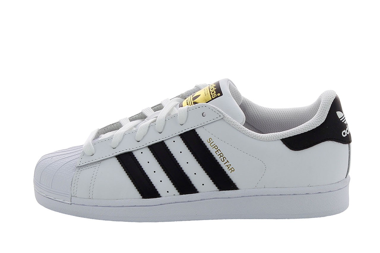 نسخ مسلسل كوميدي مواجهة nike et adidas pas cher - malkiteneshta.com